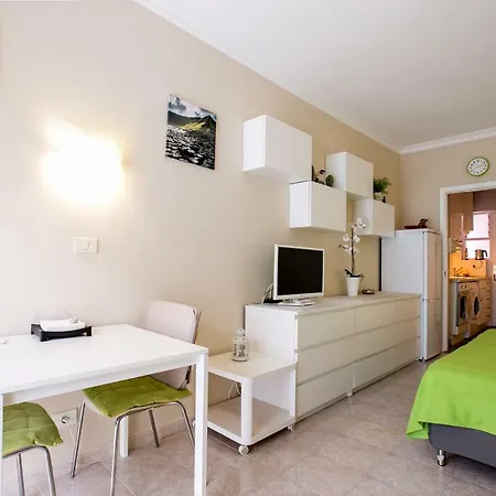 Cozy In Edificio Bahamas