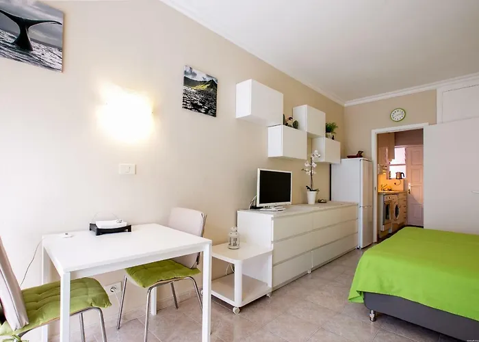 Cozy In Edificio Bahamas